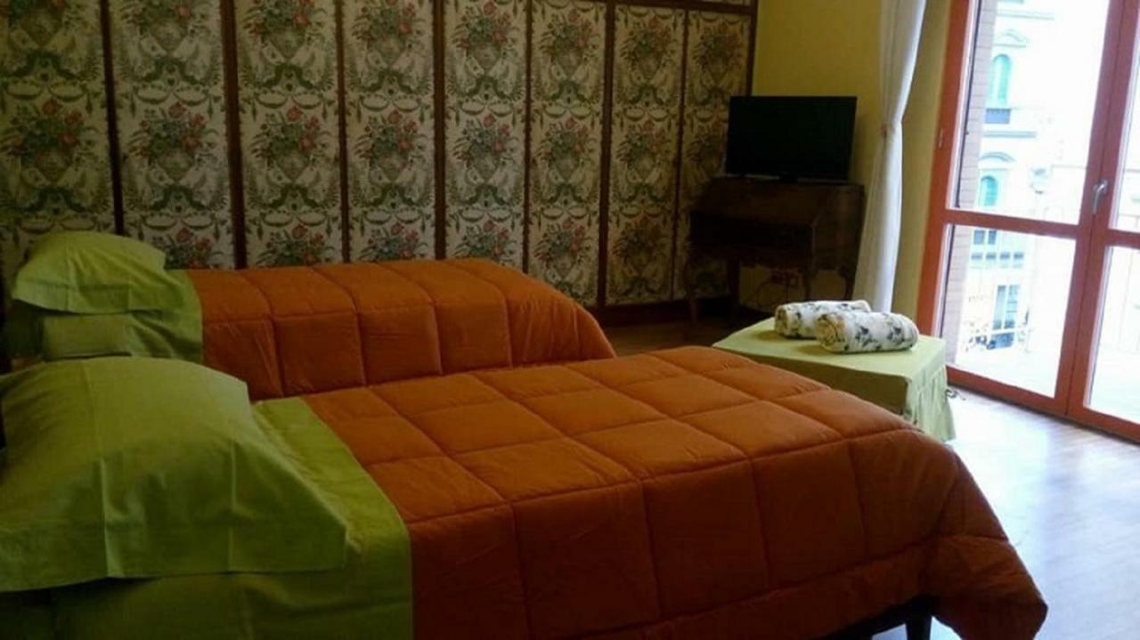 Benvenuti A Casa Incerpi Apartment Montecatini Terme Luaran gambar